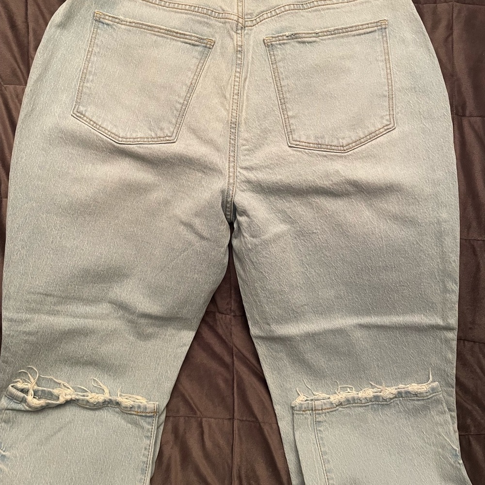 Women’s curvy fit high-rise vintage straight jeans - Picture 6 of 8